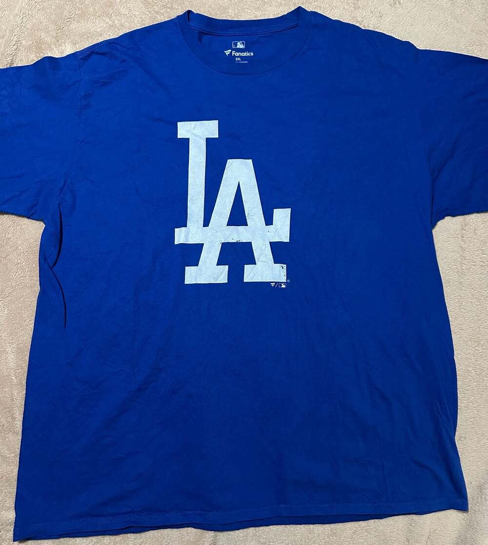 Fanatics Los Angeles Dodgers Joe Kelly #17 Vertical Name & Number T-Shirt 2XL
